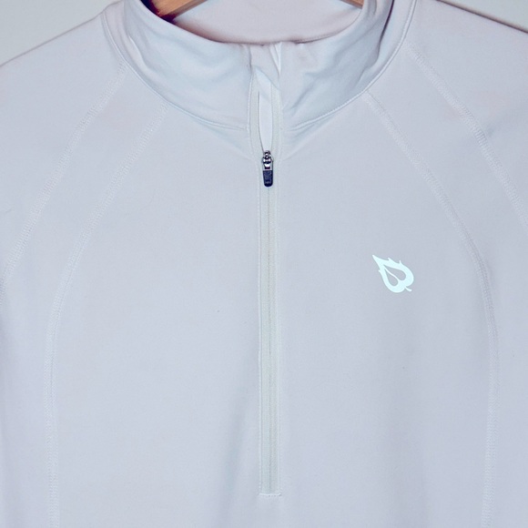 Womens White 1/4 Zip Athletic top - Picture 2 of 4